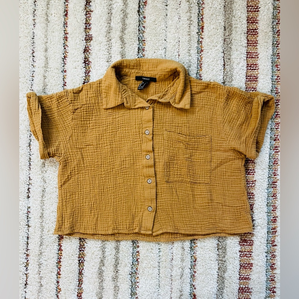 Forever 21 Cropped Muslin Top